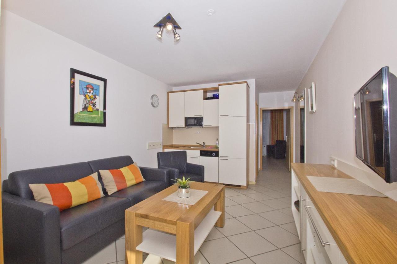Fewo Mit Meerblick, Gratis Nutzung Vom Ahoi Erlebnisbad Und Sauna In Sellin - Haus Blick Zur See Fewo 06 Goehren  Esterno foto